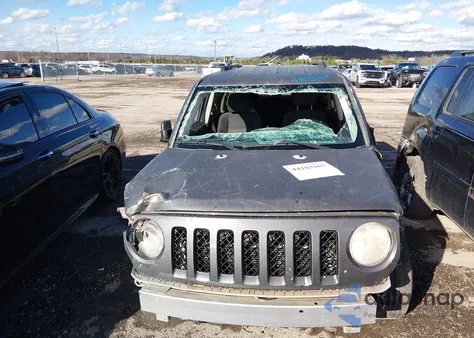 2011 Jeep Patriot Sport из США, поврежденный, VIN 1J4NT1GA0BD121103